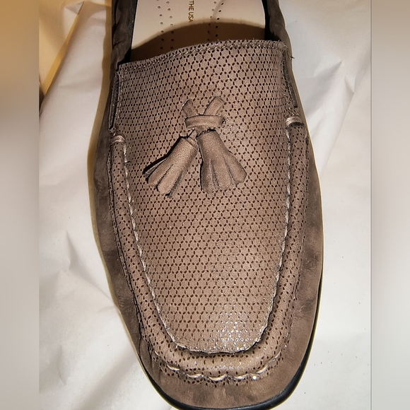 SAS Slip On Comfort Hope Loafers in Brown Turf Size 7.5 M (MSRP $169!) - Picture 10 of 16